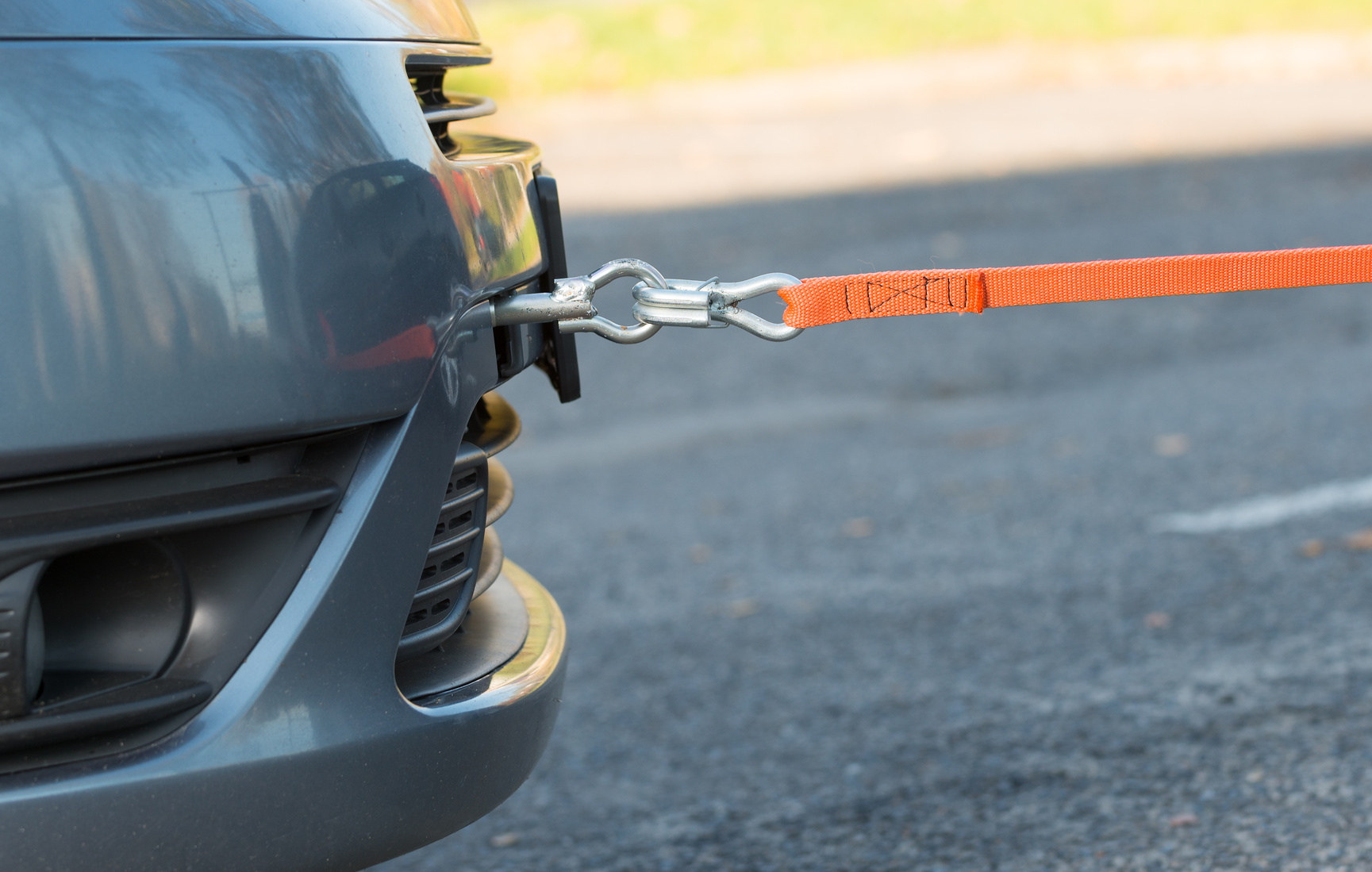 Protect Yourself with Towing and Labor Coverage
