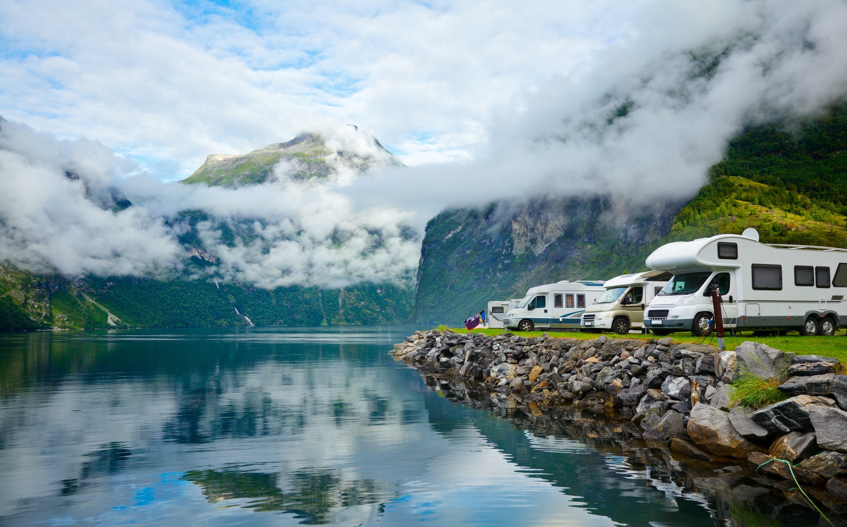 Safely Enjoy Your Camping Trip With These Tips
