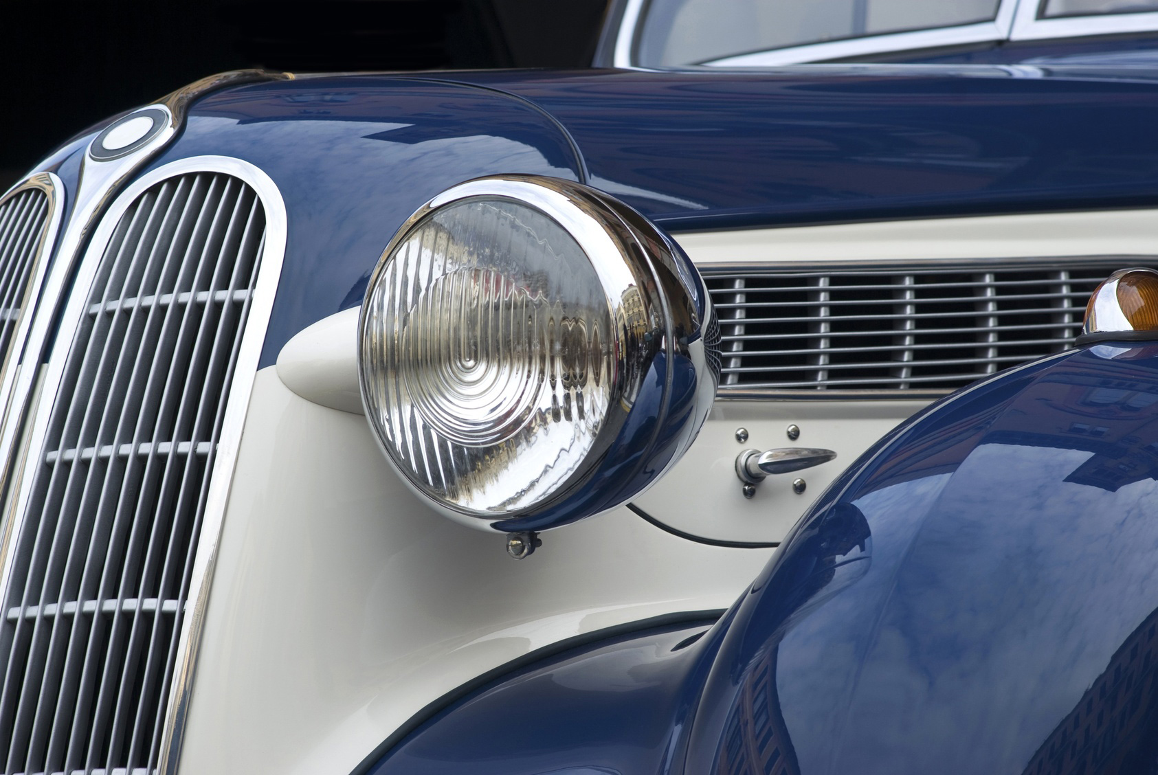 Get Your Classic Car Out of Winter Storage the Right Way