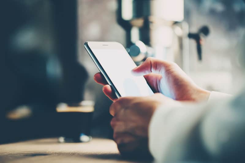 How to Scale Back on Your Social Media Usage